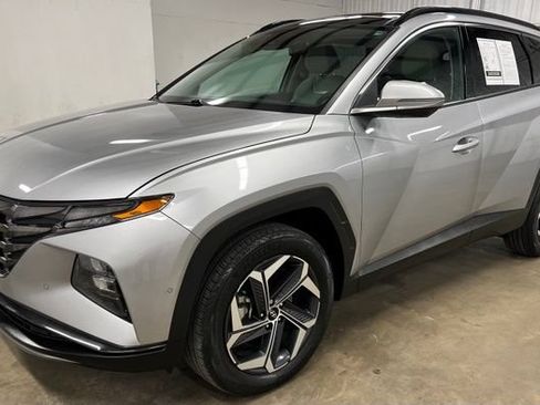 Used 2023 Hyundai Tucson Limited AWD/4WD image 3