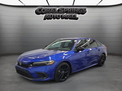 Used 2023 Honda Civic Sport image 3
