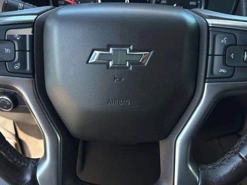 Used 2021 Chevrolet Tahoe Z71 w/ Z71 Off-Road Package AWD/4WD image 13
