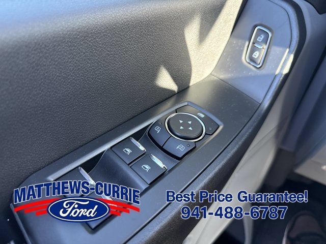 New 2026 Ford F250 XL w/ XL Driver Assist Package RWD image 23