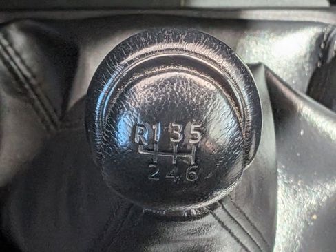 Used 2019 Toyota Tacoma TRD Off-Road w/ Technology Package image 11