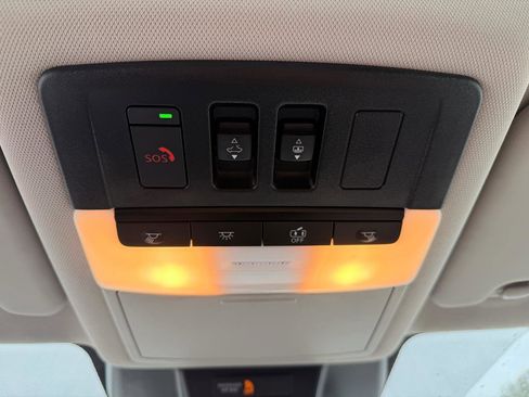 Used 2022 Nissan Rogue SL w/ SL Premium Package image 20