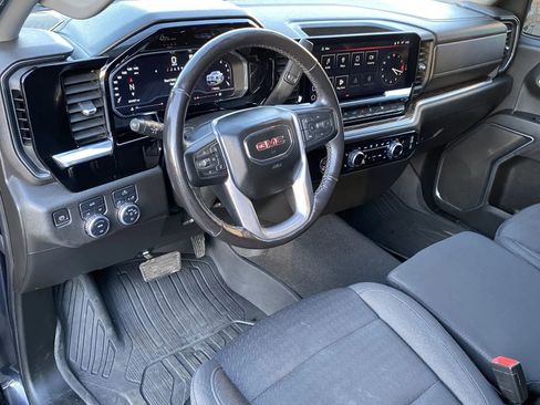 Used 2022 GMC Sierra 1500 Elevation image 10