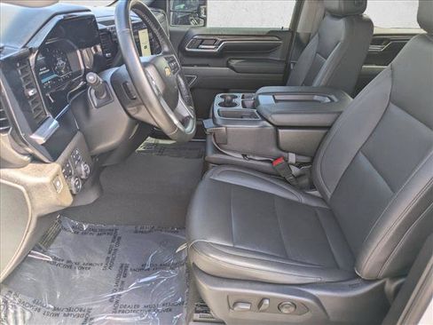 Used 2024 Chevrolet Silverado 2500 LTZ AWD/4WD image 15