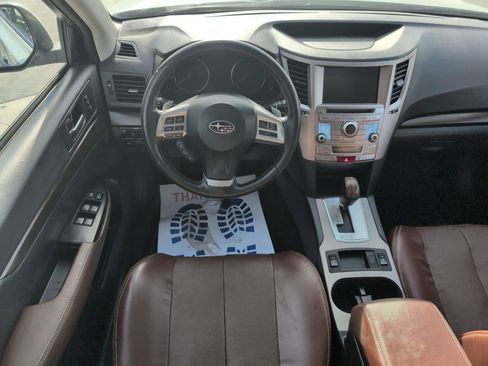 Used 2013 Subaru Outback 2.5i Limited image 30
