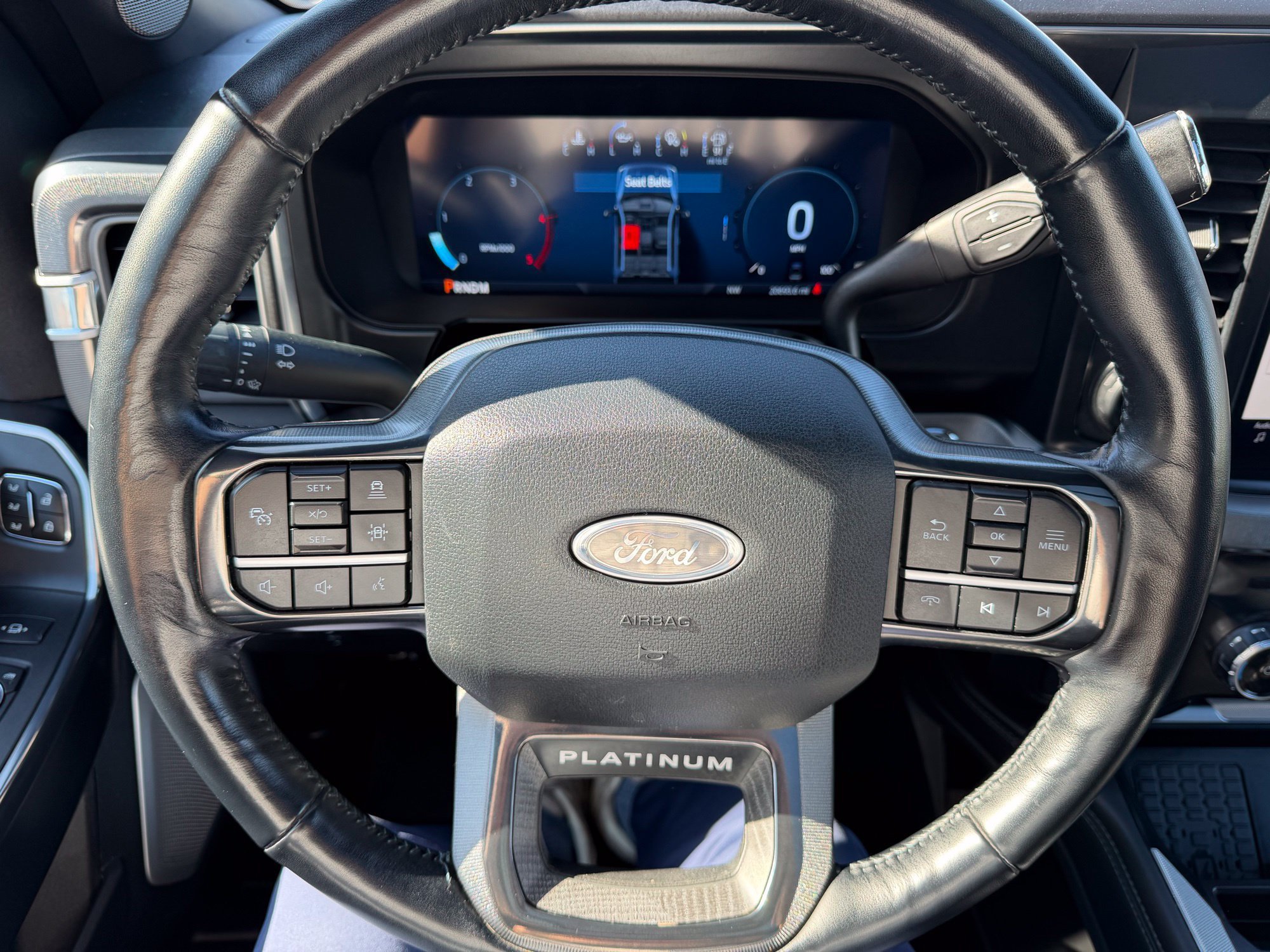 Used 2025 Ford F450 Platinum w/ FX4 Off-Road Package AWD/4WD image 30