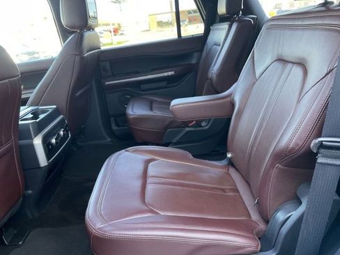 Used 2023 Ford Expedition Limited AWD/4WD image 23