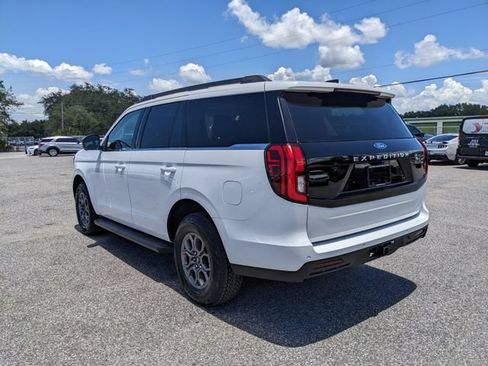 Used 2025 Ford Expedition XL AWD/4WD image 6