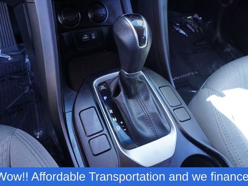 Used 2017 Hyundai Santa Fe Sport FWD image 18