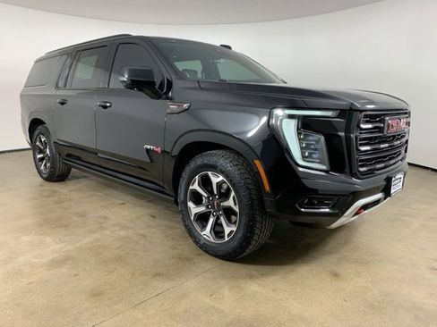 Used 2025 GMC Yukon XL AT4 Ultimate image 5