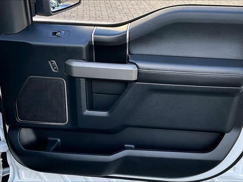 Used 2017 Ford F150 Raptor w/ Equipment Group 802A Luxury image 23