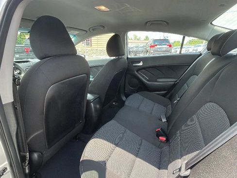 Used 2017 Kia Forte LX FWD image 14