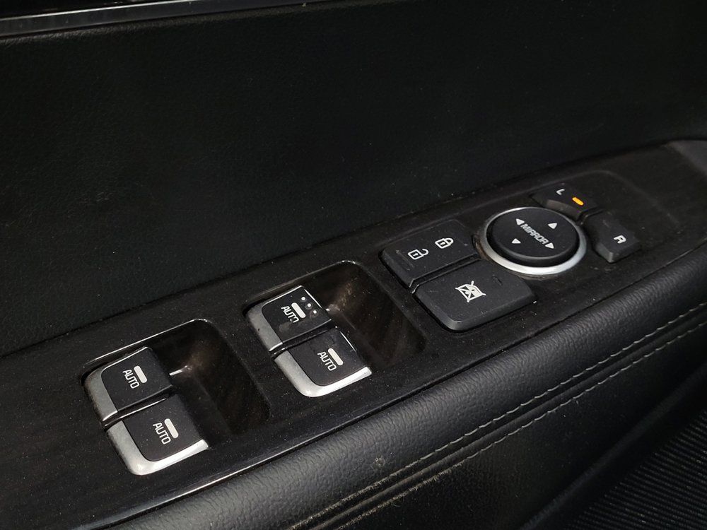 Used 2020 Kia Sorento LX FWD image 27
