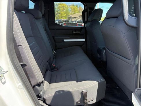 Used 2024 Toyota Tacoma TRD Sport w/ TRD Sport Upgrade Package AWD/4WD image 8