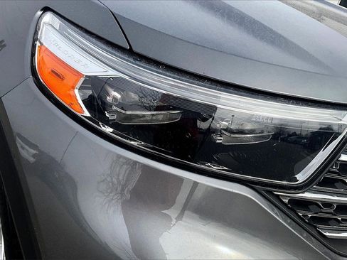 Used 2022 Ford Explorer XLT image 29