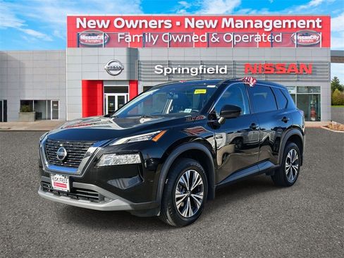 Certified 2021 Nissan Rogue SV image 2