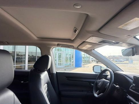 Used 2025 Honda CR-V EX-L image 36
