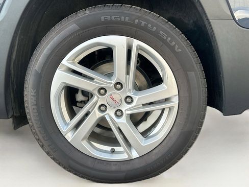 Used 2018 GMC Terrain SLE image 11