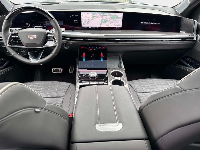 Certified 2025 Cadillac Escalade V w/ LPO, Floor Liner Package AWD/4WD image 18