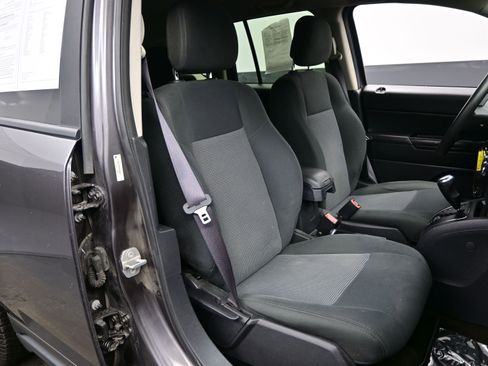Used 2016 Jeep Compass Sport w/ Power Value Group AWD/4WD image 14