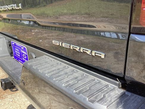 New 2025 GMC Sierra 1500 Denali w/ Denali Reserve Package image 13