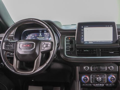 Used 2023 GMC Yukon AT4 w/ AT4 Premium Package AWD/4WD image 18