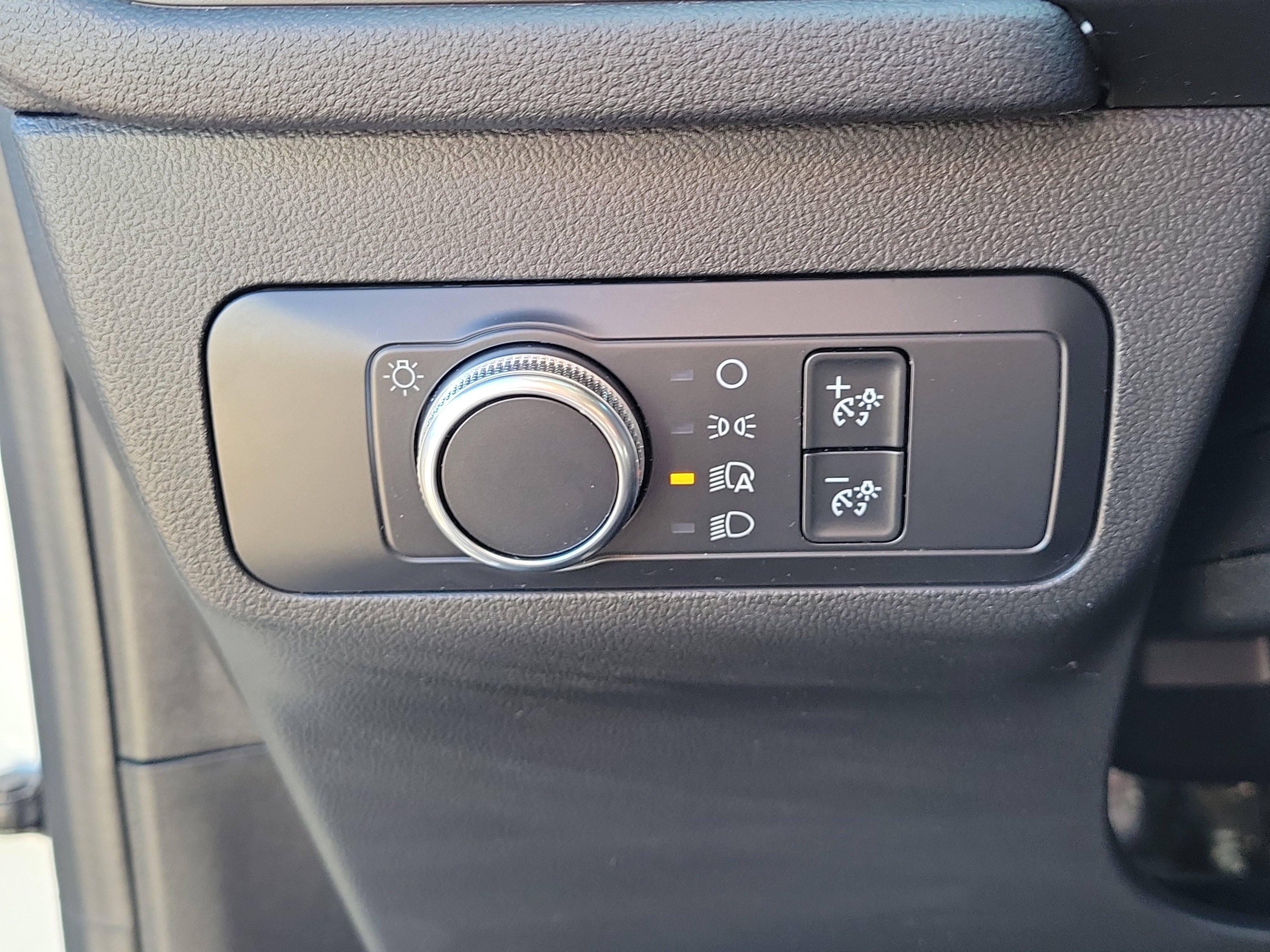 Used 2020 Ford Escape SE AWD/4WD image 20
