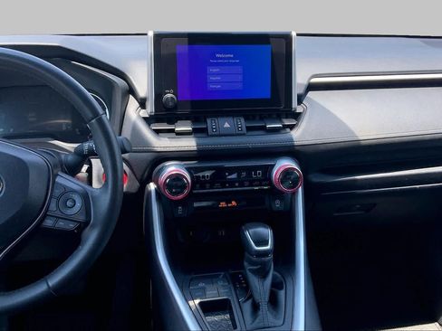 Used 2025 Toyota RAV4 XLE Premium FWD image 7
