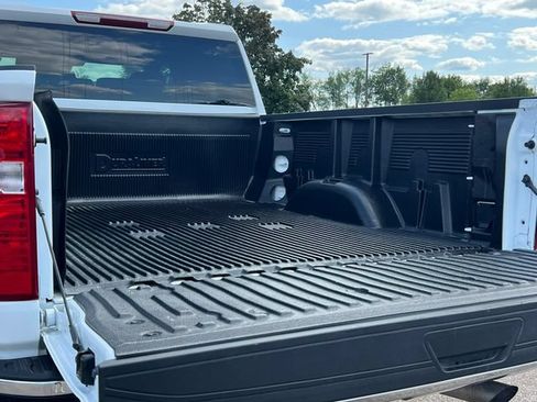 Used 2026 Chevrolet Silverado 2500 LT w/ Snow Plow Prep/Camper Package AWD/4WD image 7
