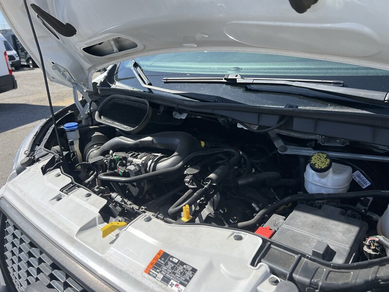 Used 2021 Ford Transit 250 Low Roof RWD image 24