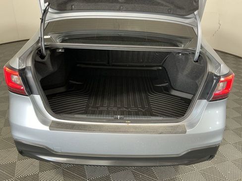 Used 2020 Subaru Legacy Premium image 29