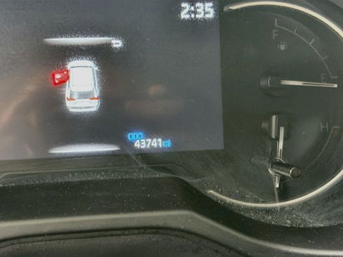 Used 2025 Toyota RAV4 LE FWD image 19