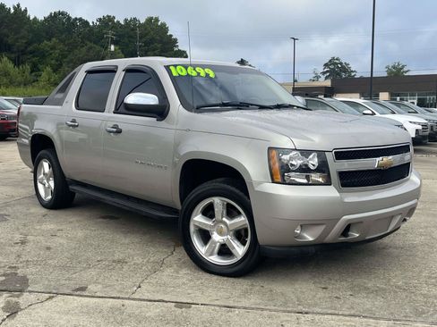 Used 2007 Chevrolet Avalanche LS RWD image 1