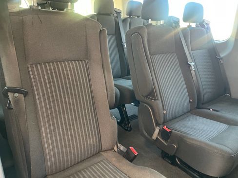 Used 2017 Ford Transit 350 XLT image 25