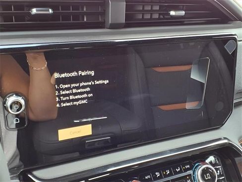 New 2025 GMC Sierra 2500 AT4 w/ AT4 Premium Plus Package image 12