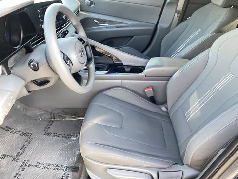 Used 2023 Hyundai Elantra Blue FWD image 26