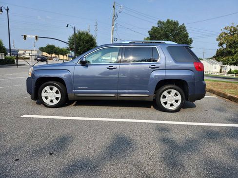Used 2011 GMC Terrain SLE FWD image 15
