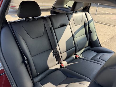 Used 2015 Volvo V60 T5 Premier image 12