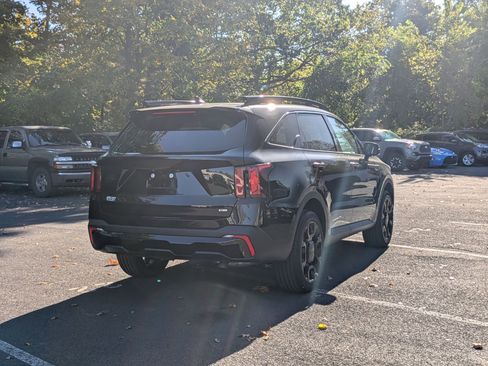 New 2026 Kia Sorento X-Line EX image 4