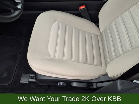 Used 2018 Ford Fusion S image 12