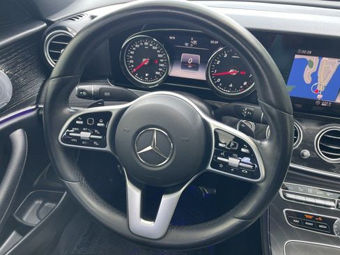 Used 2019 Mercedes-Benz E 300 4MATIC w/ Premium 1 Package image 17
