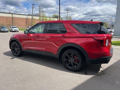 Used 2022 Ford Explorer ST w/ Equipment Group 401A AWD/4WD image 7