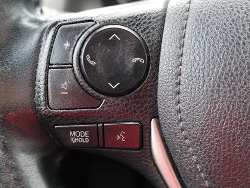 Used 2016 Toyota RAV4 Limited AWD/4WD image 23