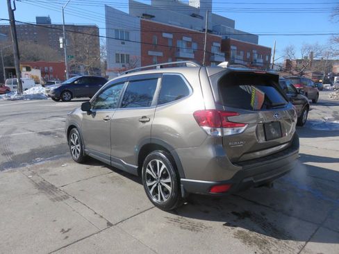 Used 2021 Subaru Forester Limited AWD/4WD image 5