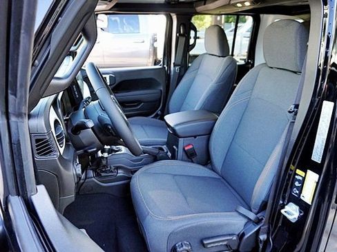 New 2026 Jeep Wrangler Unlimited Sport S image 20