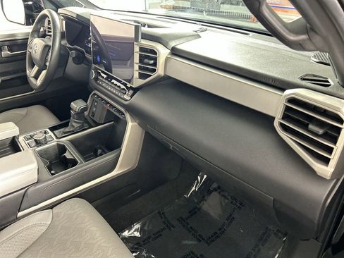 Used 2025 Toyota Tundra Limited w/ TRD Off-Road Package image 28