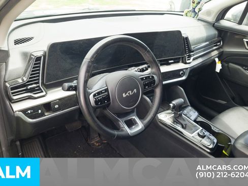 Used 2023 Kia Sportage EX FWD image 6