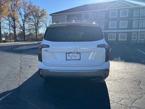 New 2025 Kia Telluride EX w/ EX Captain's Chair Package image 4