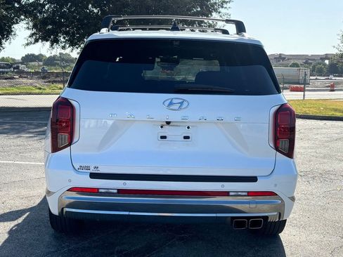 Used 2023 Hyundai Palisade Calligraphy FWD image 5