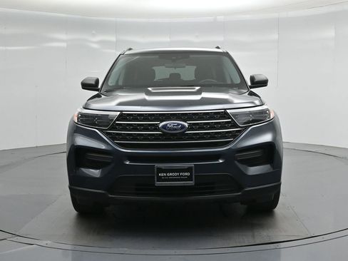 Certified 2023 Ford Explorer XLT RWD image 23